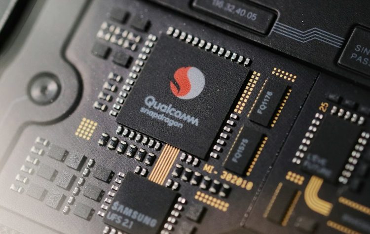 Pourquoi Qualcomm développe sa propre DRAM avec CXMT pour smartphones abordables