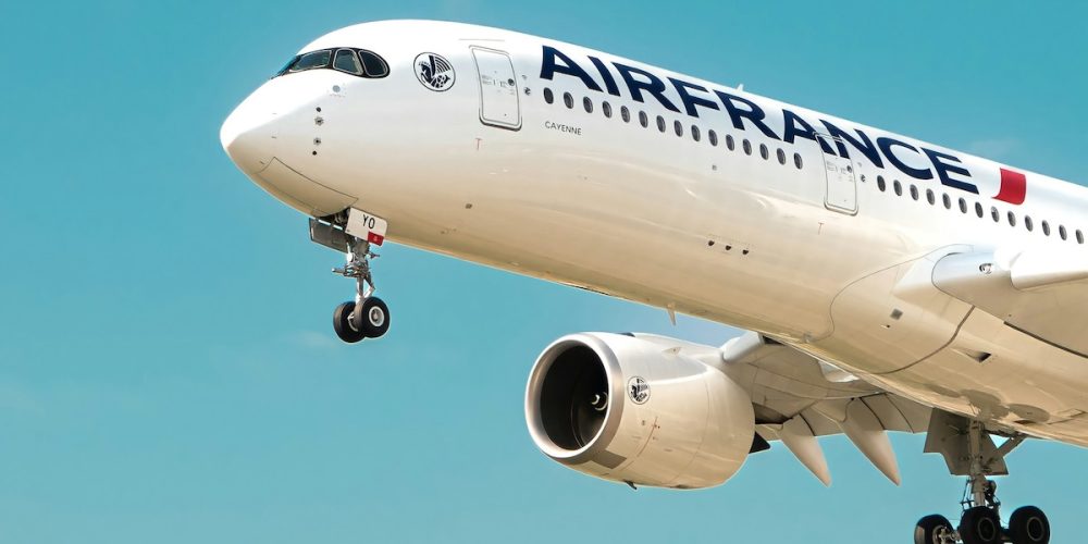 Pourquoi Air France choisit de survoler la Libye malgré les risques potentiels pour les équipages et passagers